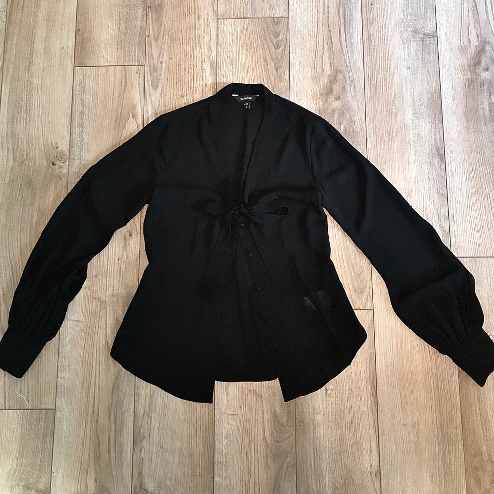 Black Express Blouse, Size XS.